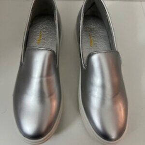 Glaze Comfort Shoes Silver Women's 7M